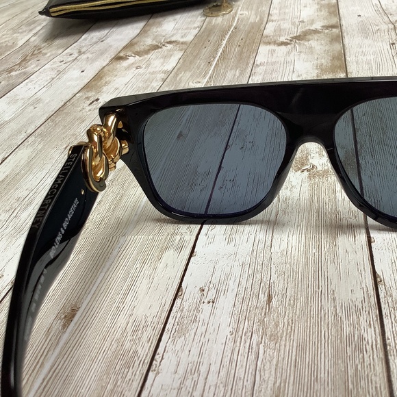 Stella McCartney Falabella Chain Square Flat Sunglasses Black Gold main image 10